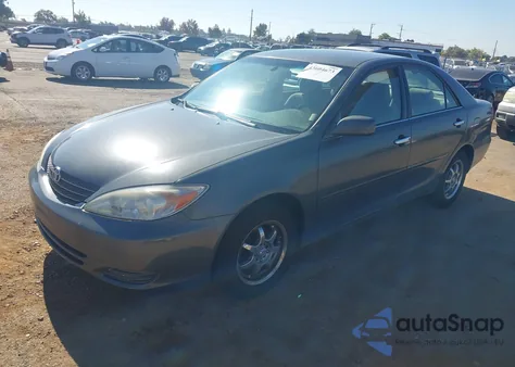 2004 Toyota Camry Le from USA, damaged, VIN 4T1BE32KX4U266646